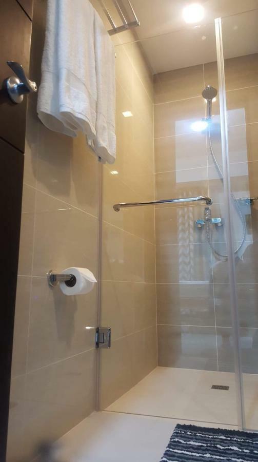101 Newport Condo C2 Manila Kültér fotó